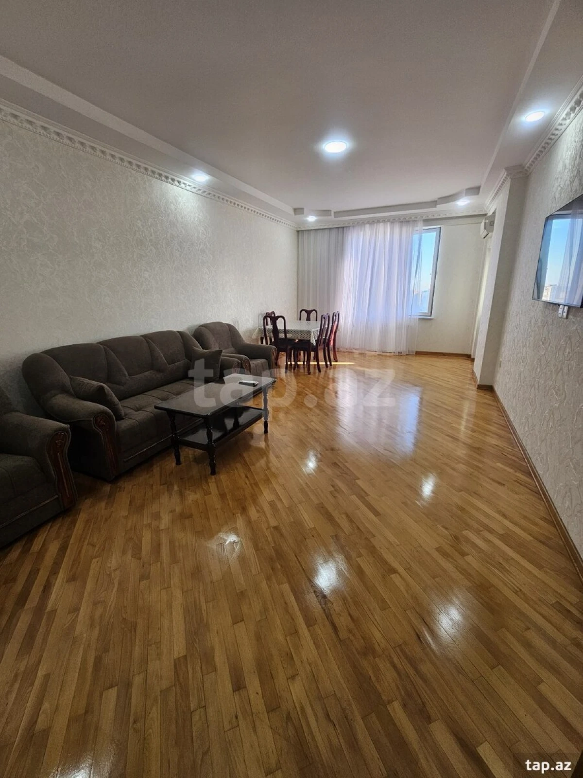 Kirayə verilir 2 otaqlı yeni tikili 100 m²
