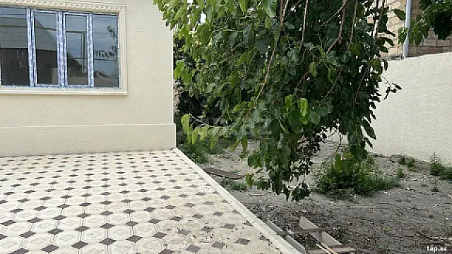 Satılır 4 otaqlı həyət evi