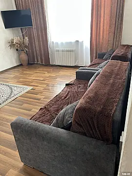 Kirayə verilir 3 otaqlı həyət evi