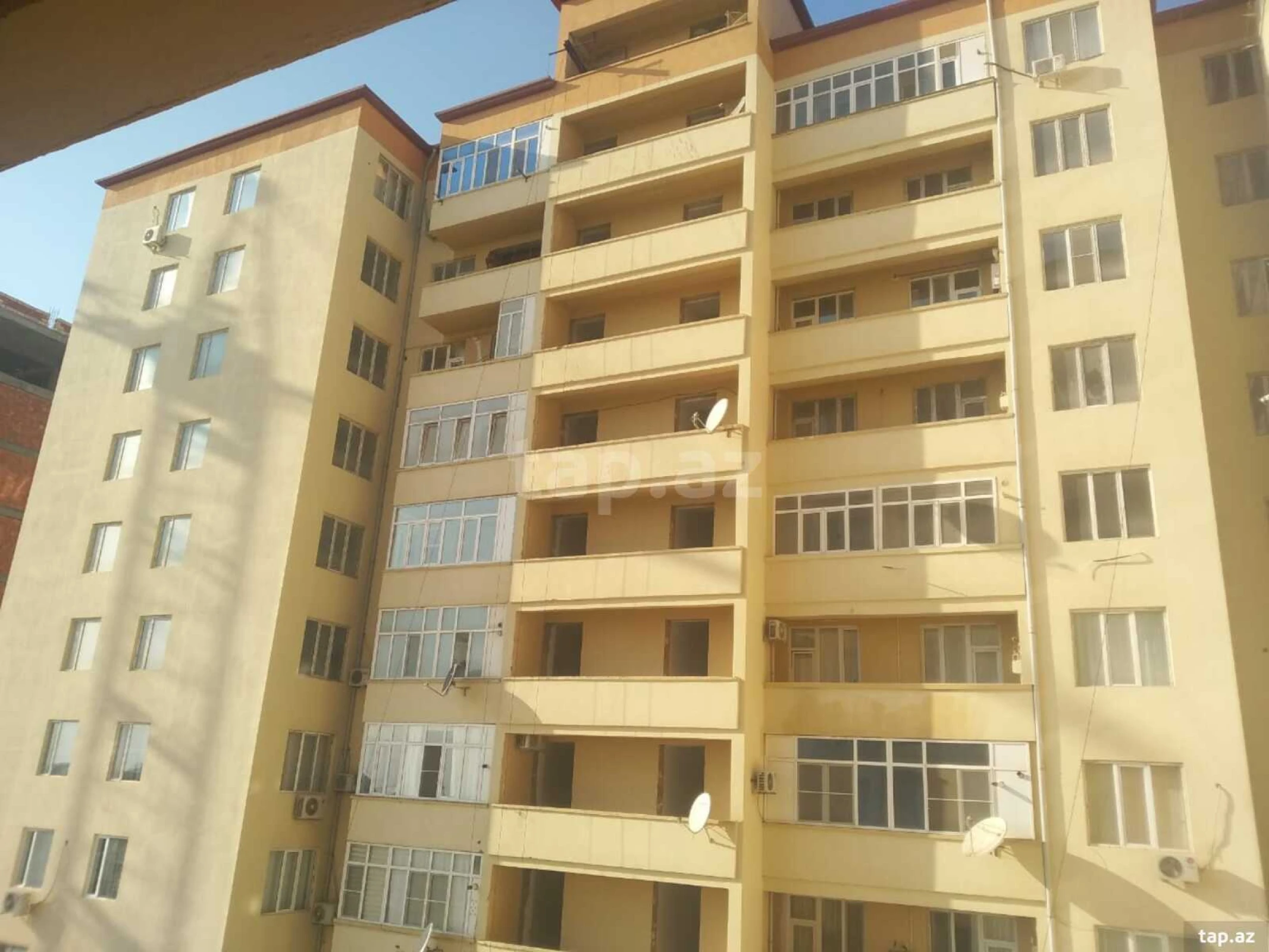 Satılır 3 otaqlı yeni tikili 120 m²
