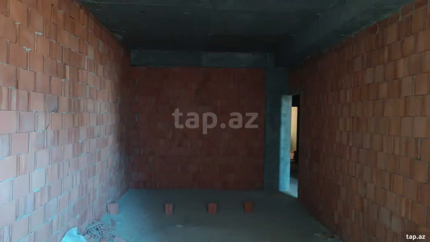 Satılır 3 otaqlı yeni tikili 120 m²