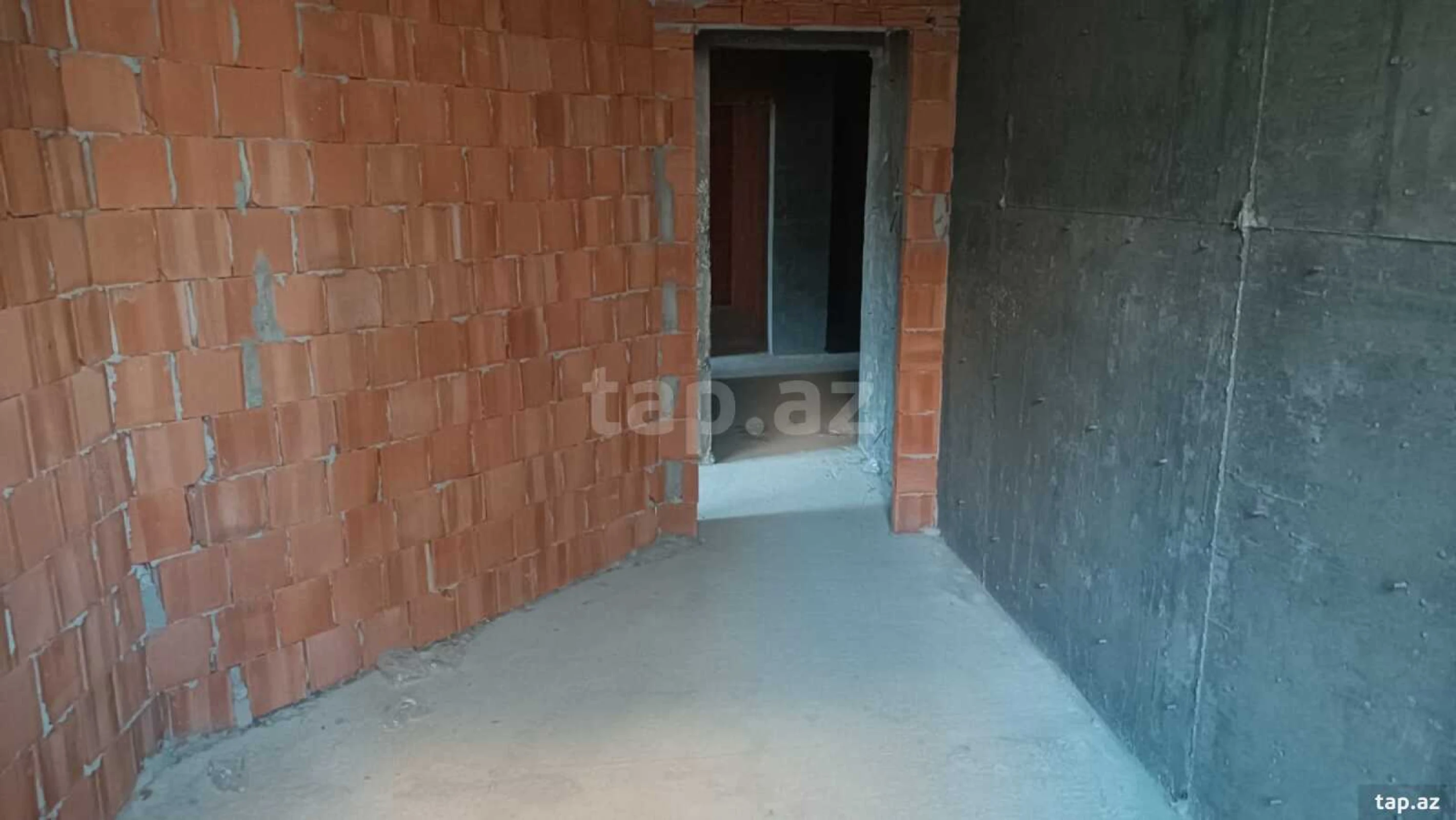 Satılır 3 otaqlı yeni tikili 120 m²