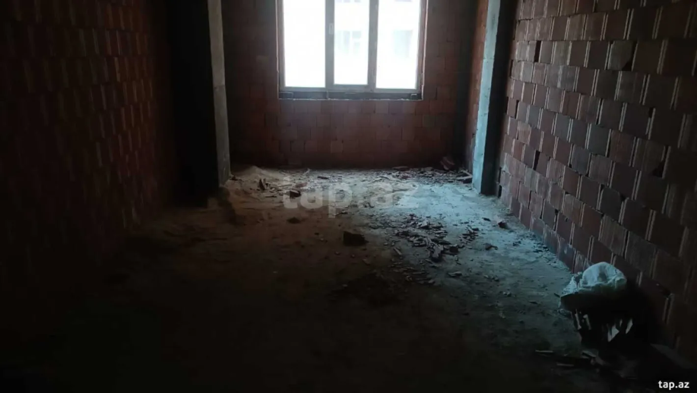 Satılır 3 otaqlı yeni tikili 120 m²