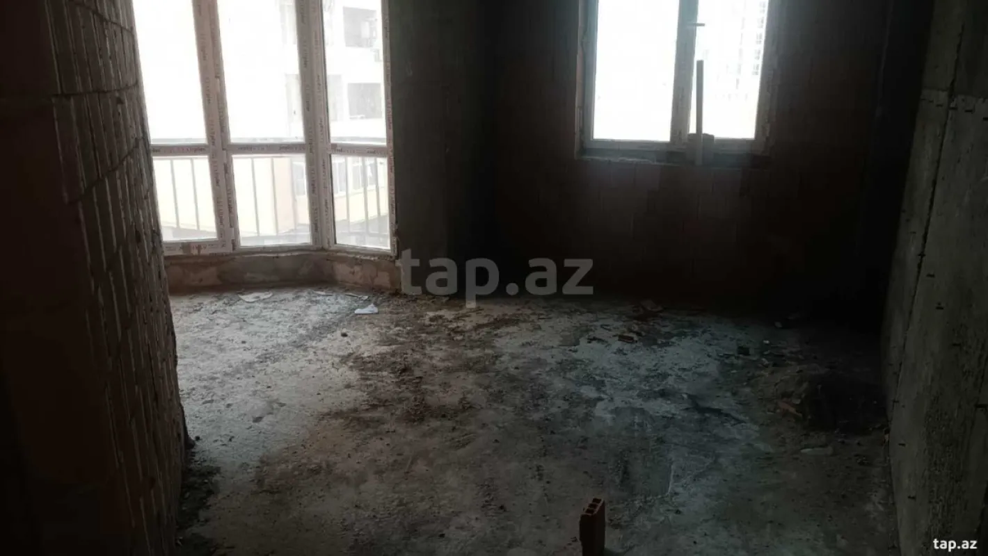 Satılır 3 otaqlı yeni tikili 120 m²