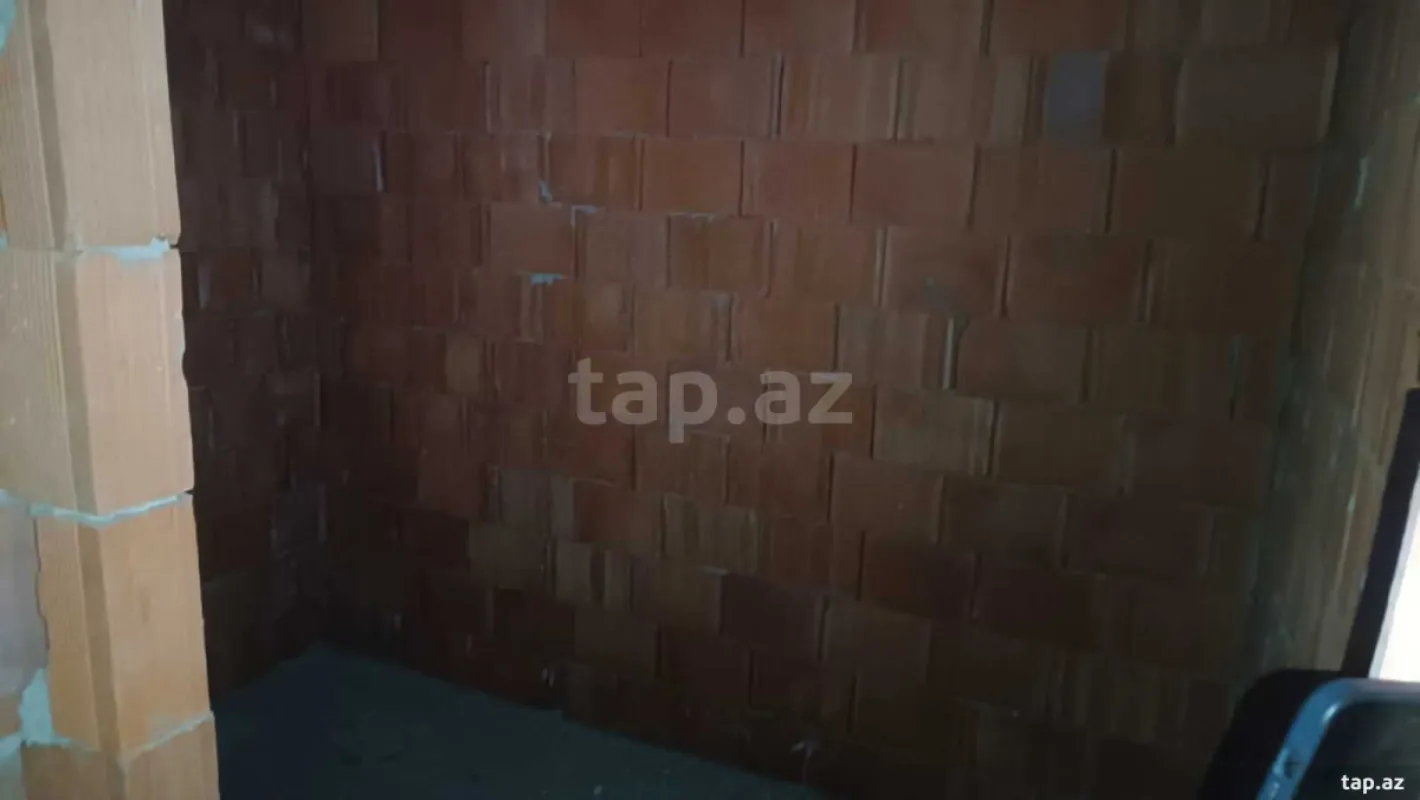 Satılır 3 otaqlı yeni tikili 120 m²