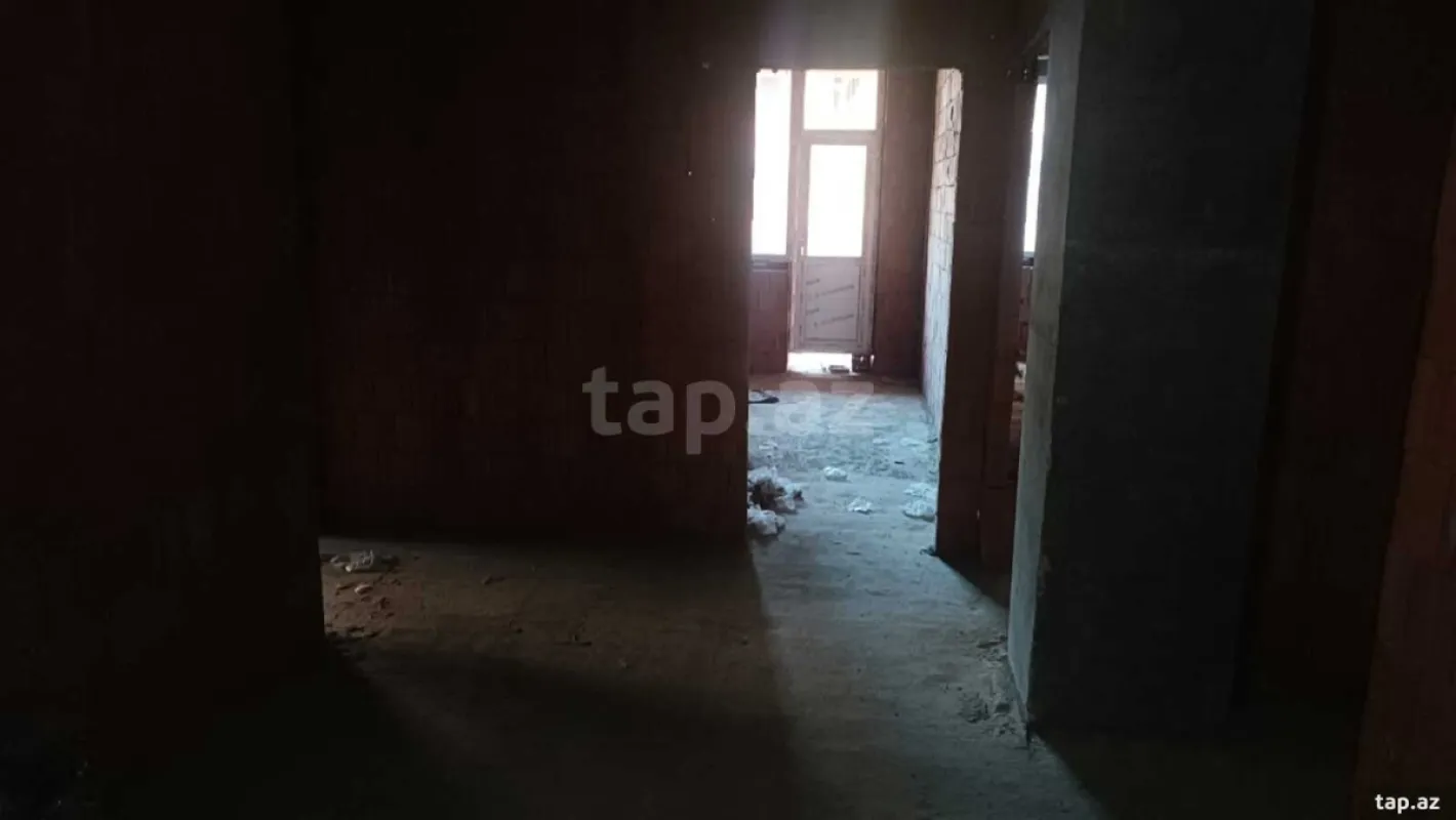 Satılır 3 otaqlı yeni tikili 120 m²