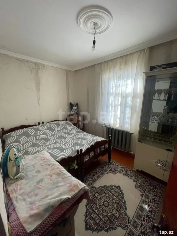 Satılır 4 otaqlı həyət evi