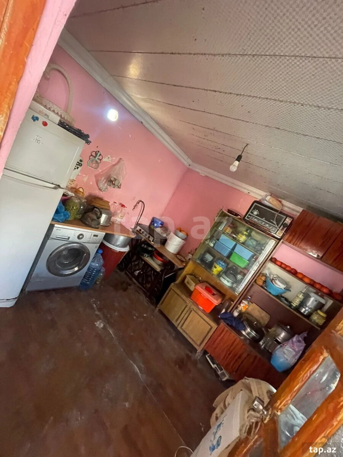 Satılır 4 otaqlı həyət evi