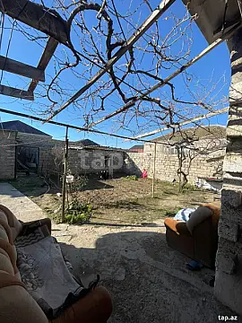 Satılır 4 otaqlı həyət evi