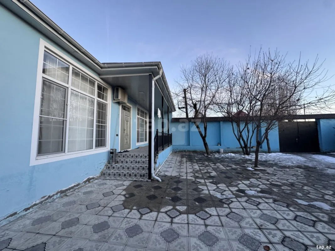 Kirayə verilir 3 otaqlı həyət evi