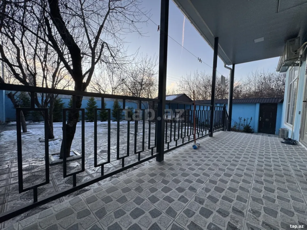 Kirayə verilir 3 otaqlı həyət evi