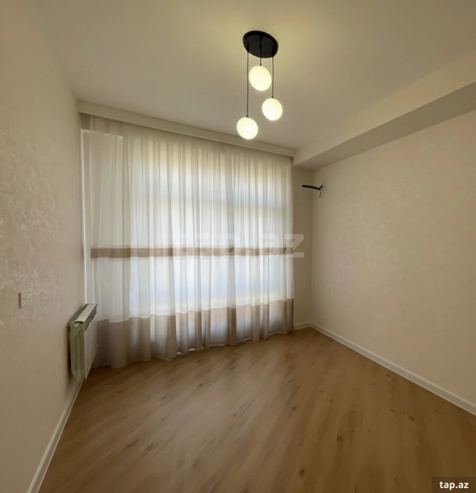 Kirayə verilir 3 otaqlı yeni tikili 125 m²