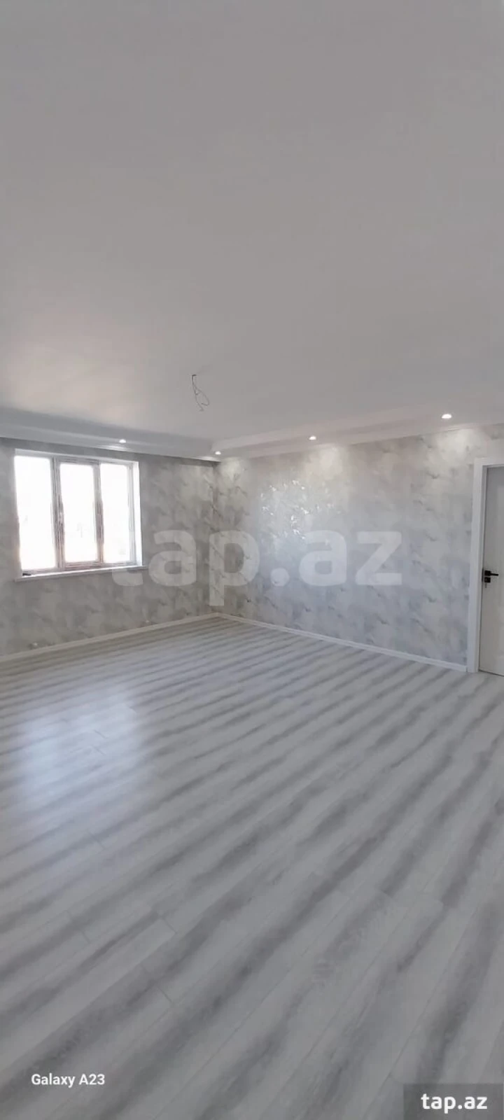 Satılır 4 otaqlı mənzil 86 m²