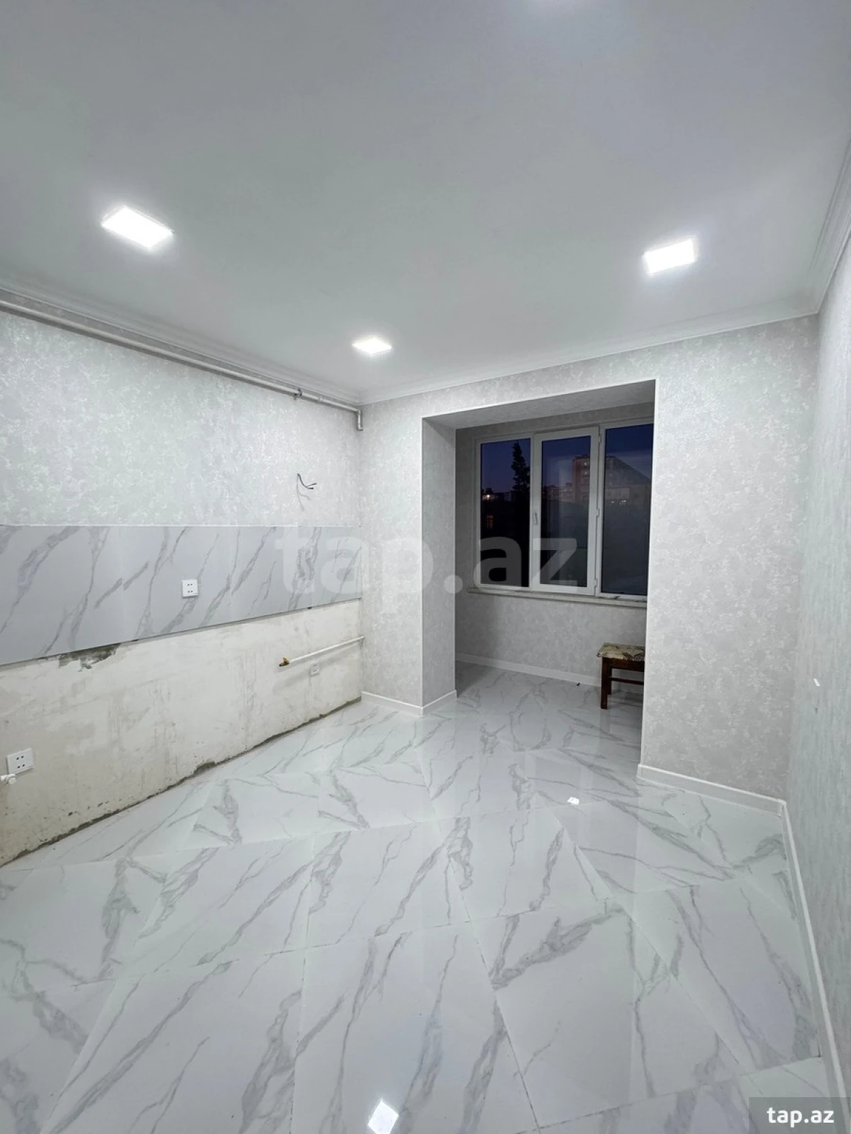 Satılır 3 otaqlı mənzil 68 m²