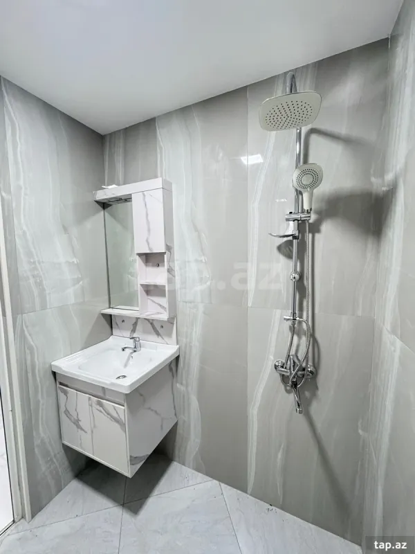 Satılır 3 otaqlı mənzil 68 m²