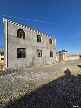 Satılır 6 otaqlı həyət evi — Gəncə 6 otaq