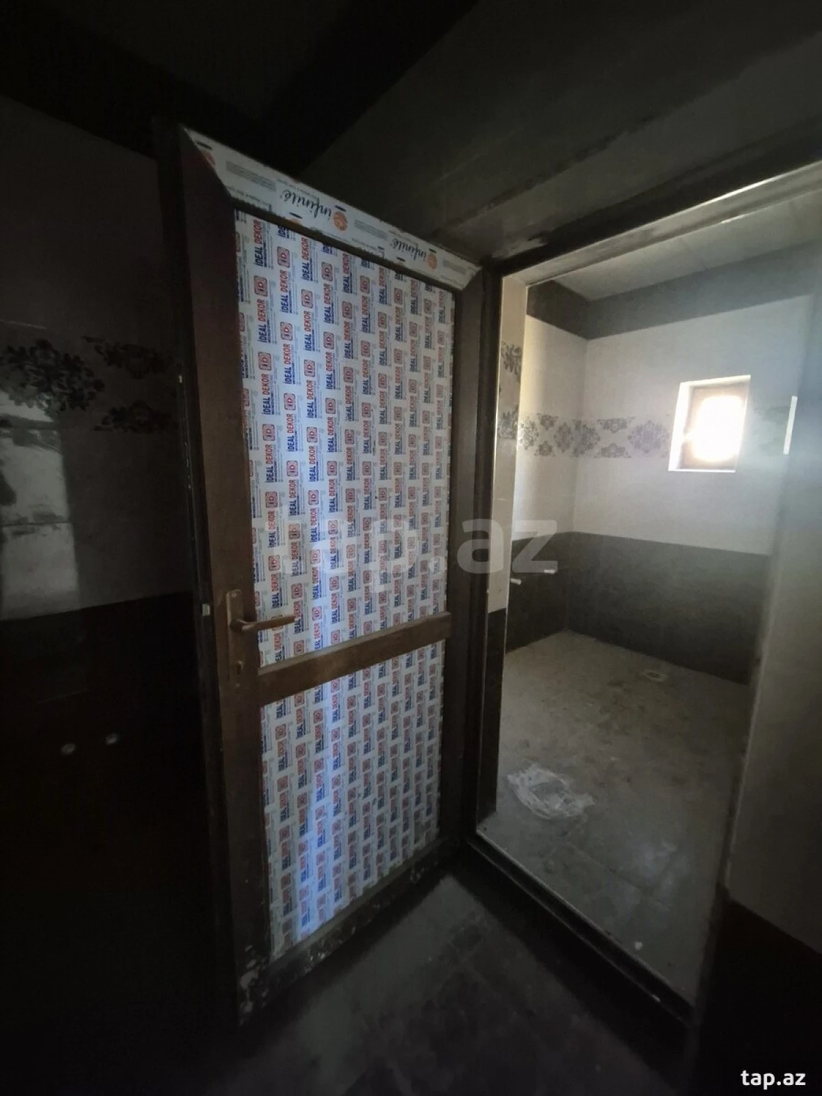 Satılır 6 otaqlı həyət evi