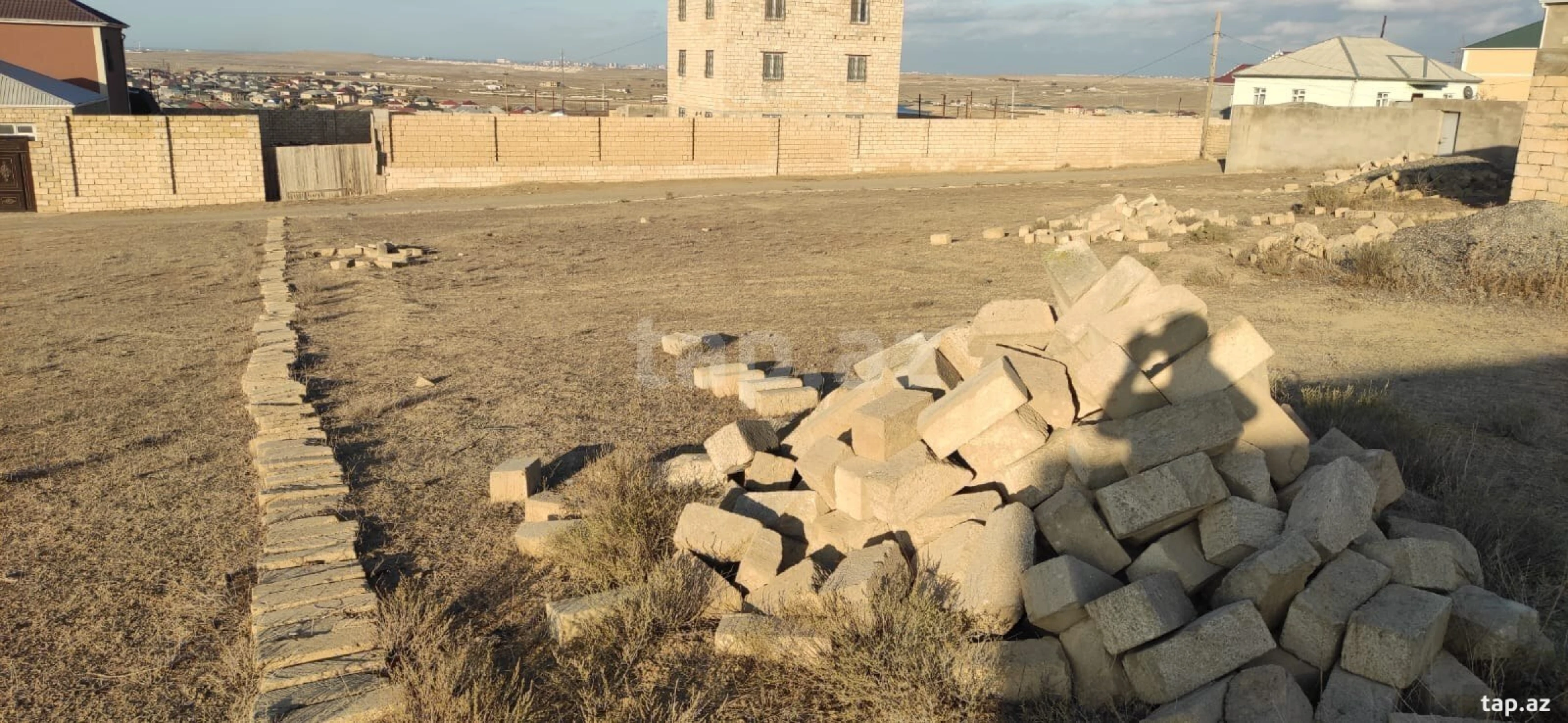 Satılır torpaq sahəsi