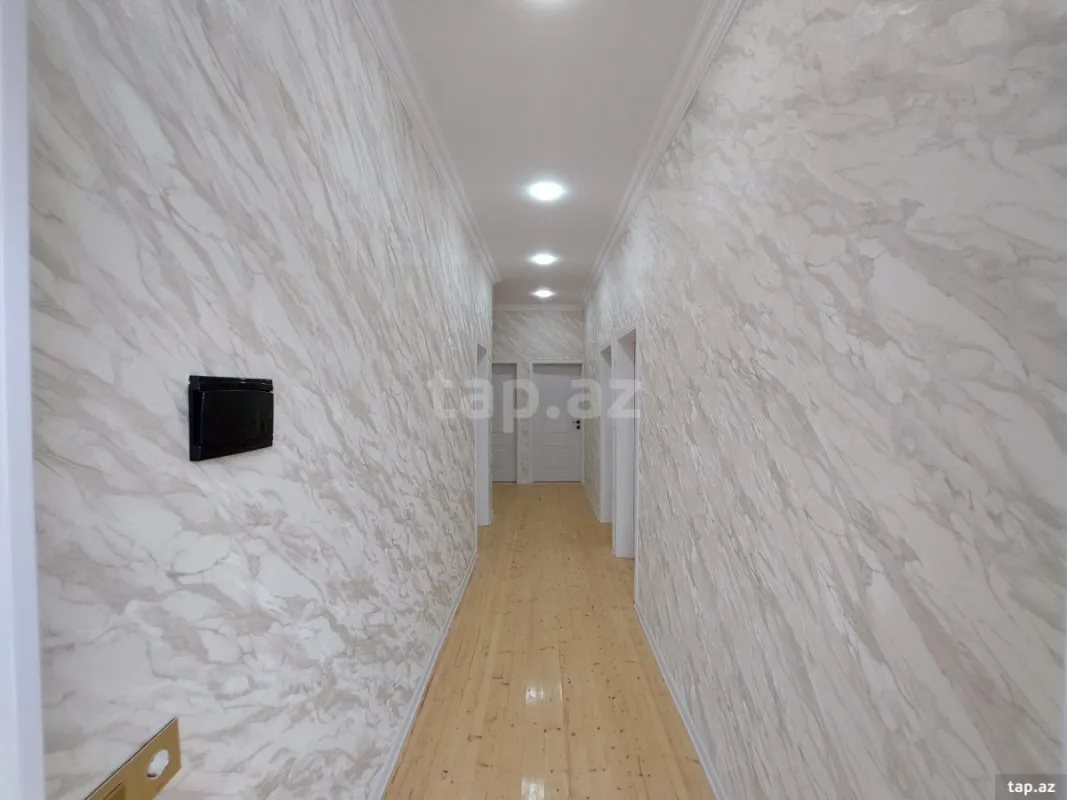 Satılır 4 otaqlı həyət evi