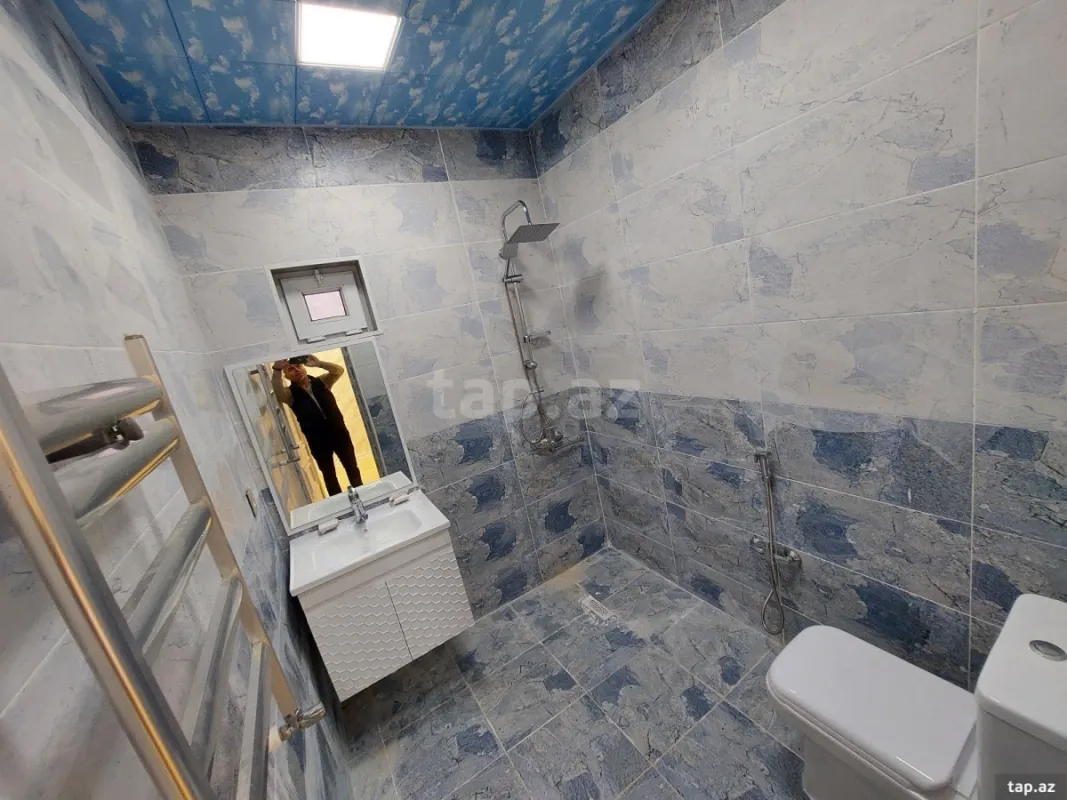 Satılır 4 otaqlı həyət evi