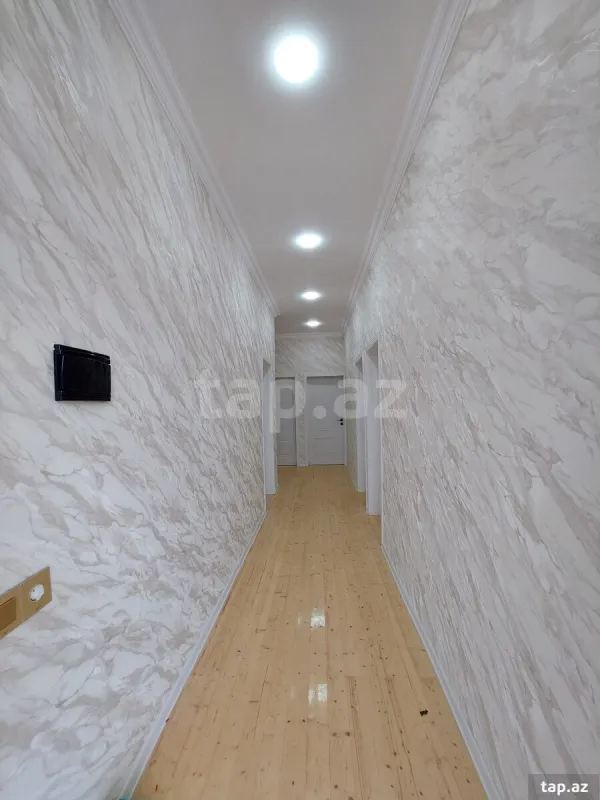 Satılır 4 otaqlı həyət evi