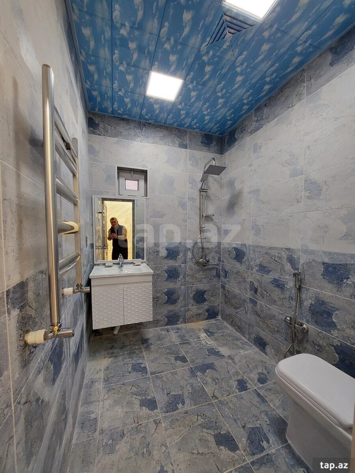 Satılır 4 otaqlı həyət evi