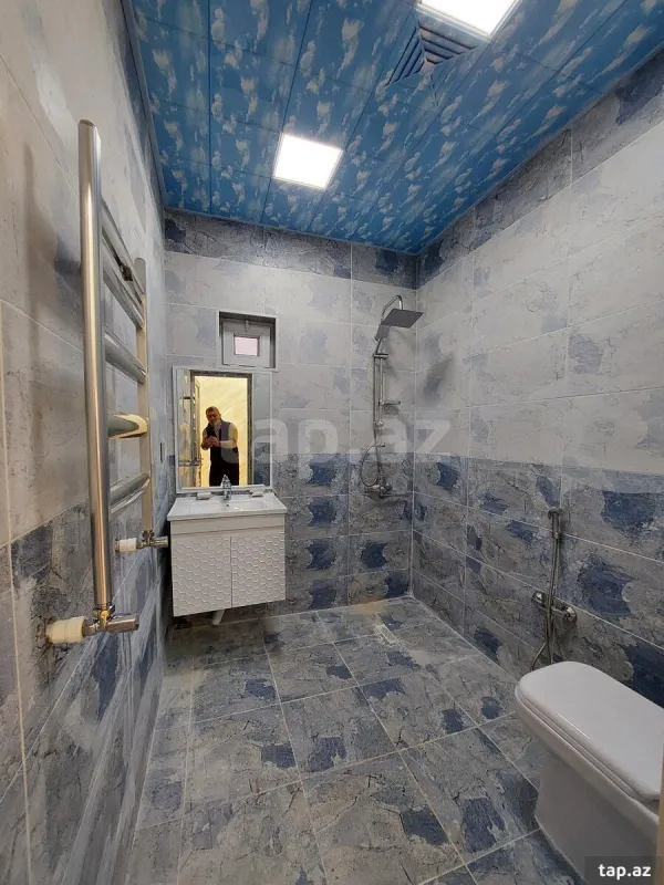 Satılır 4 otaqlı həyət evi