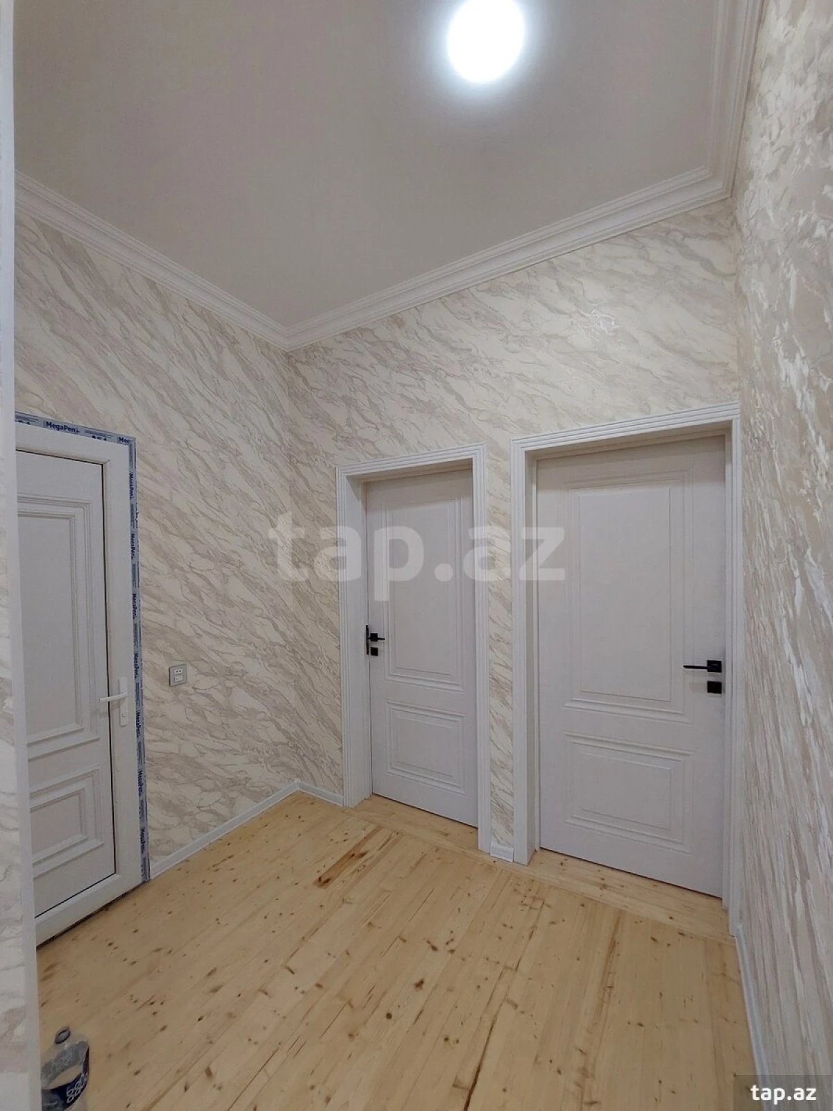 Satılır 4 otaqlı həyət evi