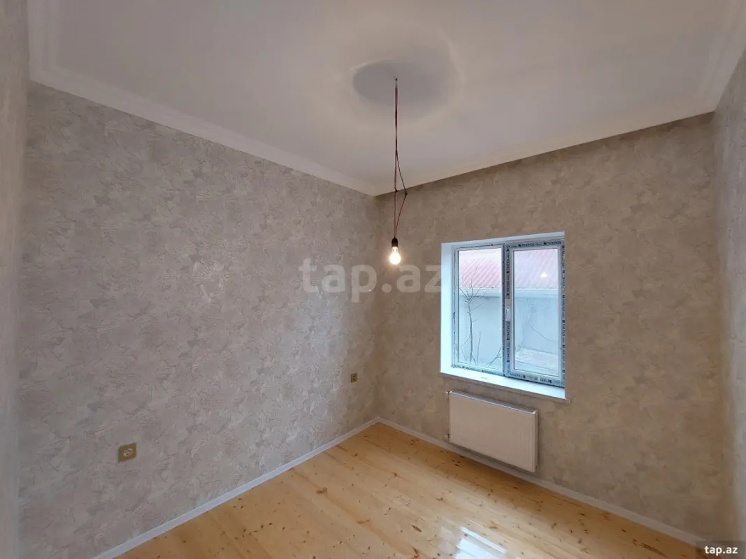 Satılır 4 otaqlı həyət evi