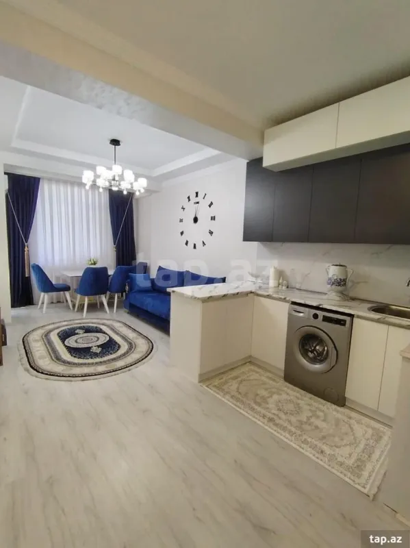 Kirayə verilir 2 otaqlı yeni tikili 70 m²
