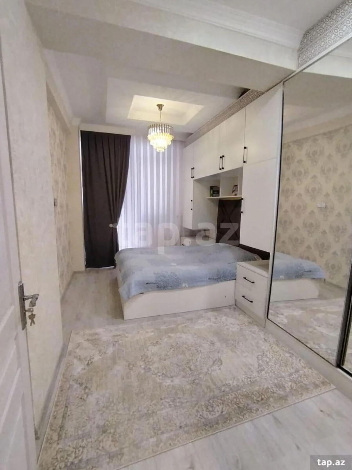 Kirayə verilir 2 otaqlı yeni tikili 70 m²