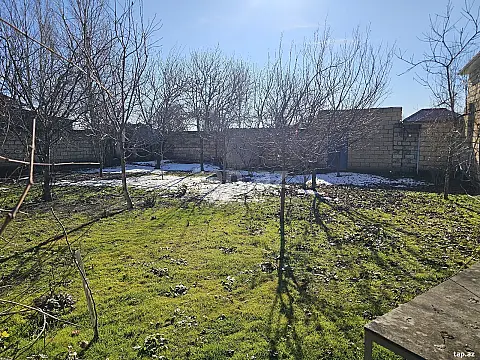 Satılır 4 otaqlı həyət evi