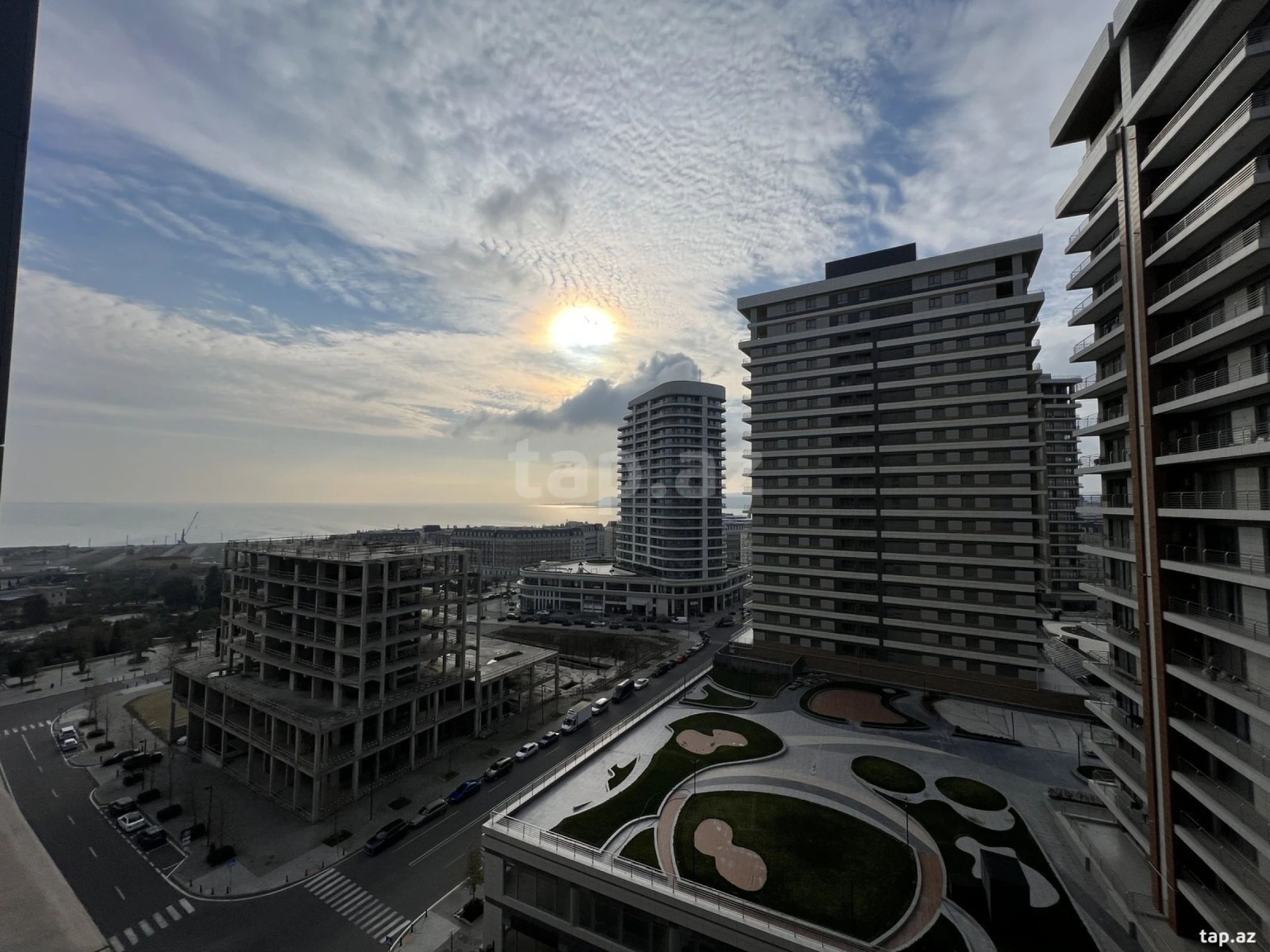 Satılır 3 otaqlı yeni tikili 165 m²