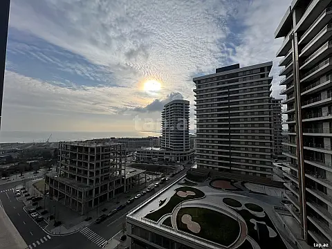 Satılır 3 otaqlı yeni tikili 165 m²