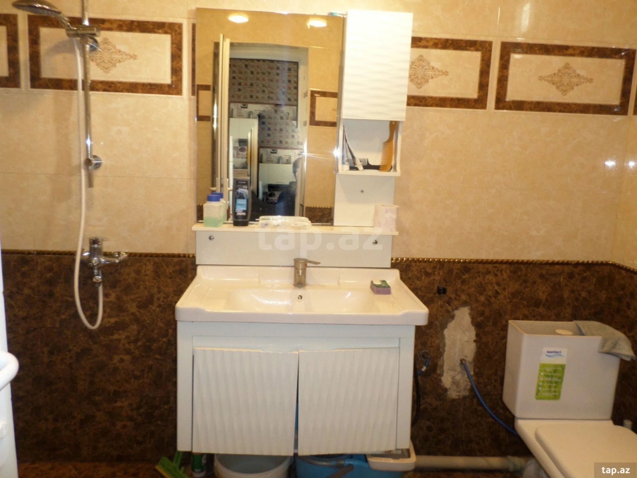 Satılır 4 otaqlı həyət evi