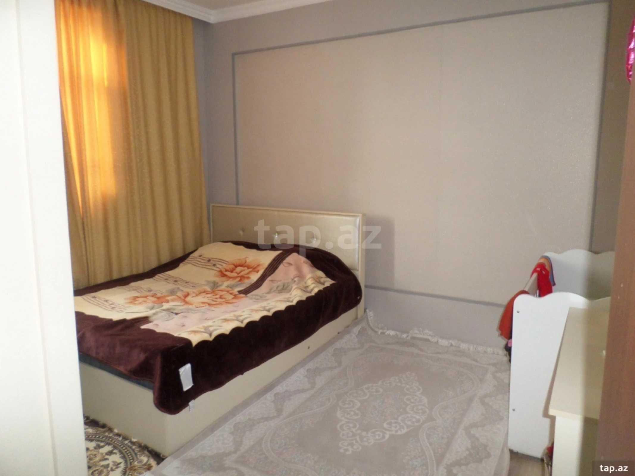 Satılır 4 otaqlı həyət evi