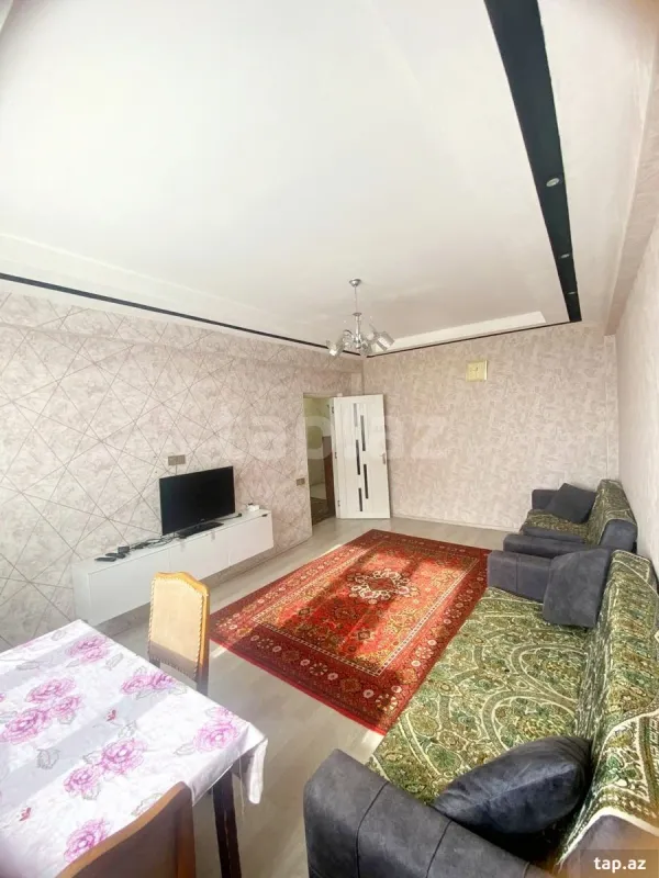 Kirayə verilir 2 otaqlı yeni tikili 75 m²