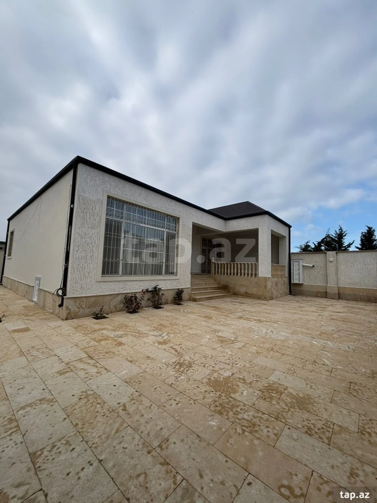 Satılır 3 otaqlı həyət evi 125 m²
