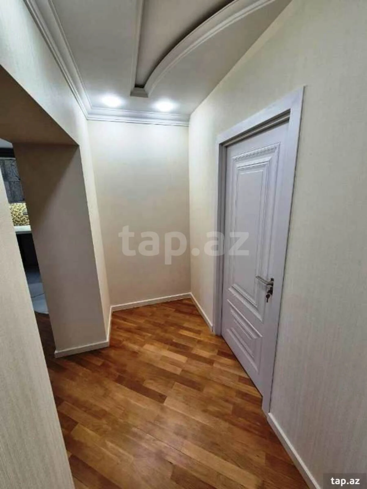 Satılır 4 otaqlı mənzil 80 m²