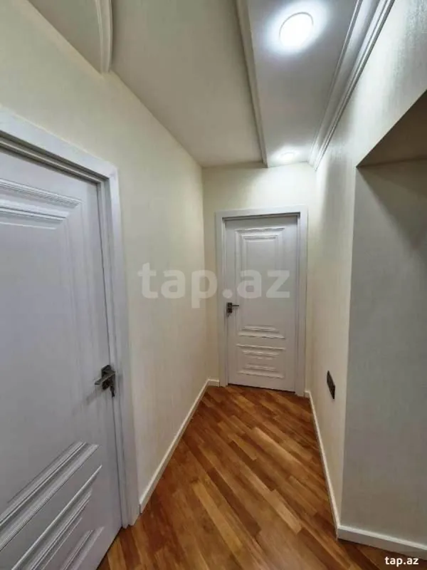 Satılır 4 otaqlı mənzil 80 m²