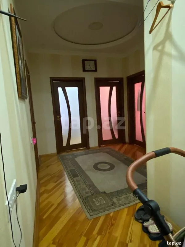 Satılır 3 otaqlı yeni tikili 90 m²