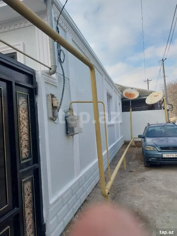 Satılır 4 otaqlı həyət evi