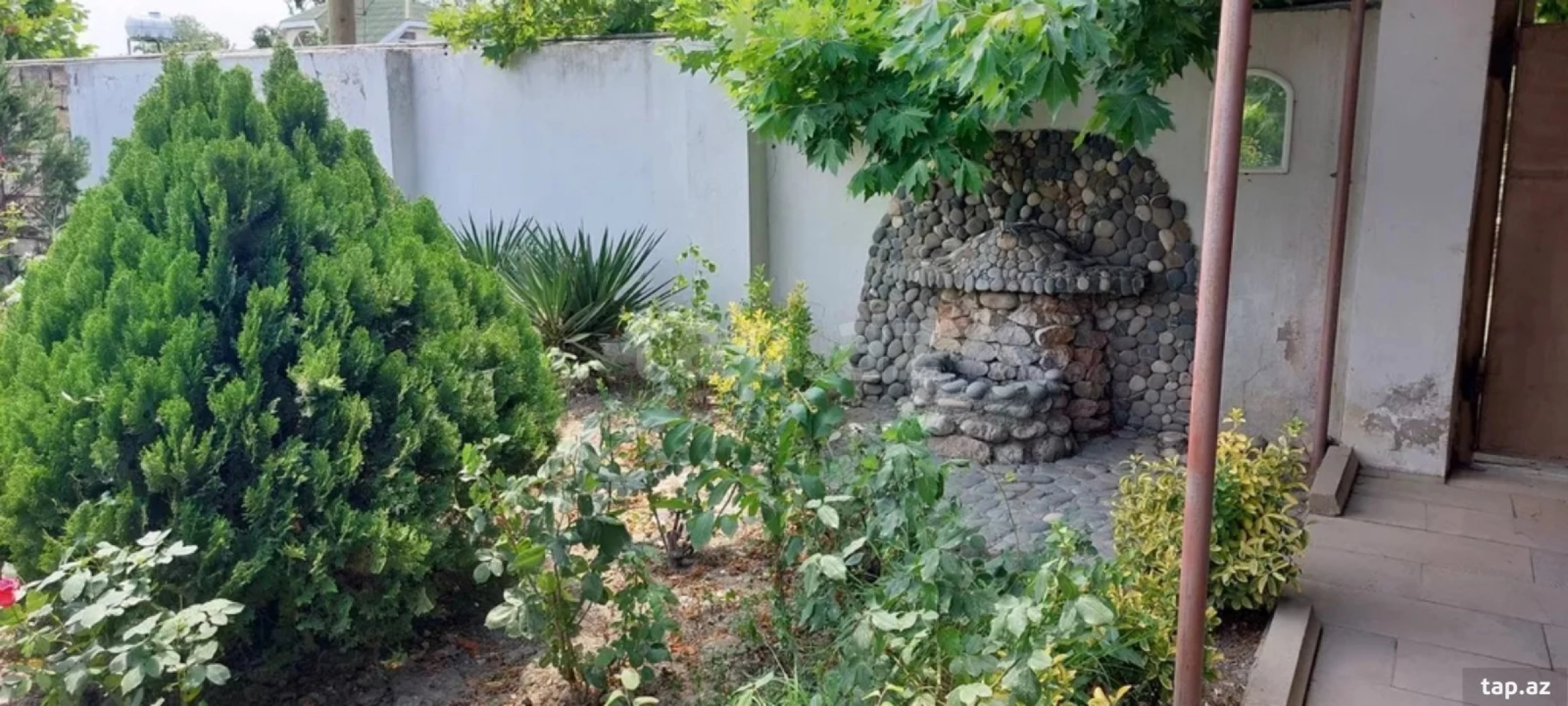 Satılır 5 otaqlı həyət evi 200 m²