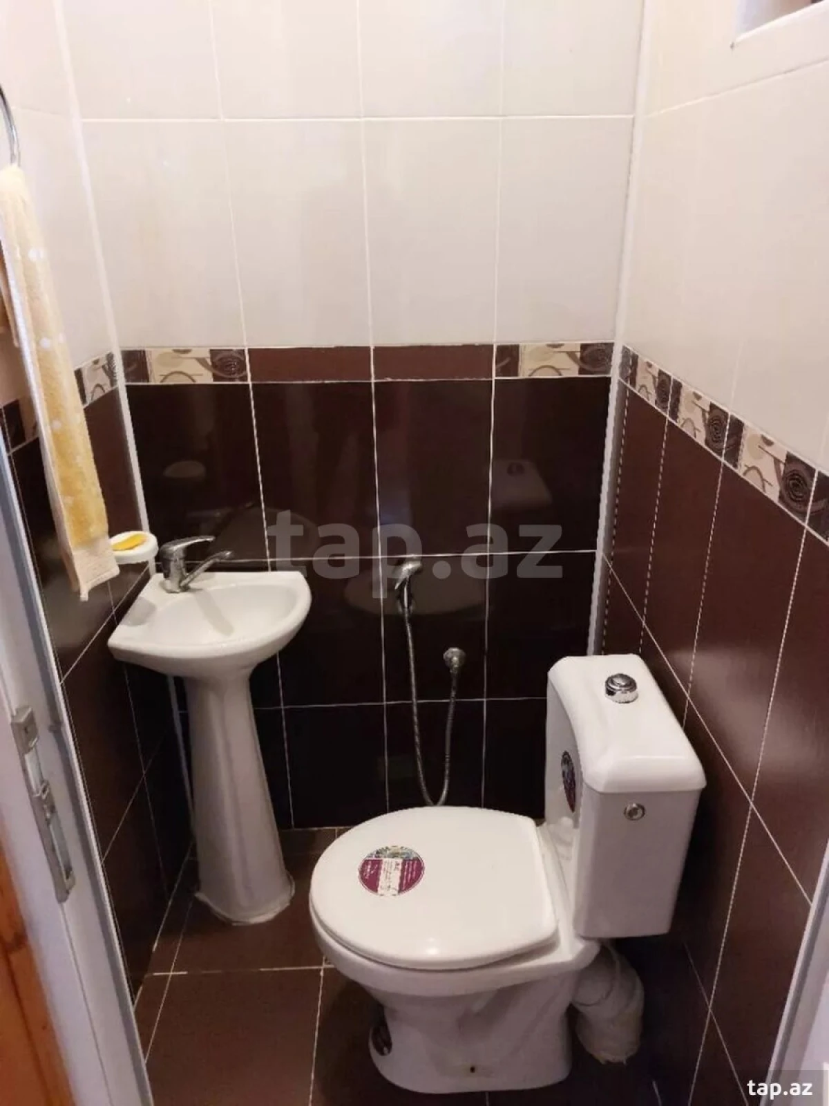 Satılır 5 otaqlı həyət evi 200 m²