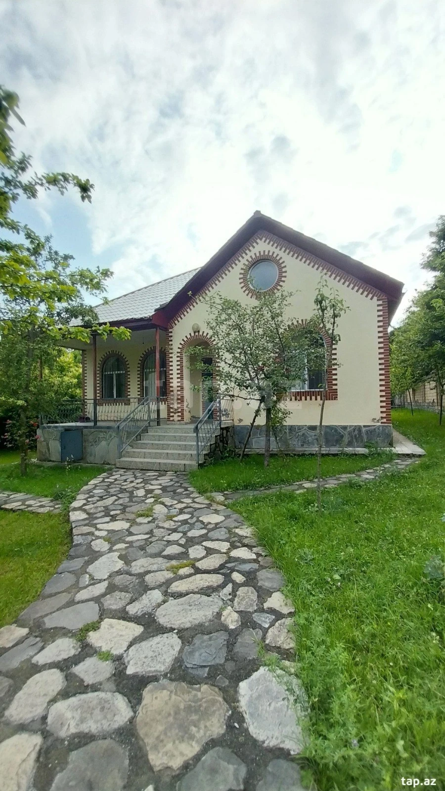 Kirayə verilir 3 otaqlı həyət evi 150 m²