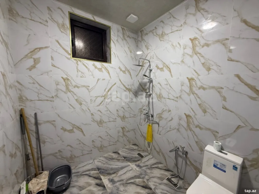 Satılır 5 otaqlı həyət evi 150 m²