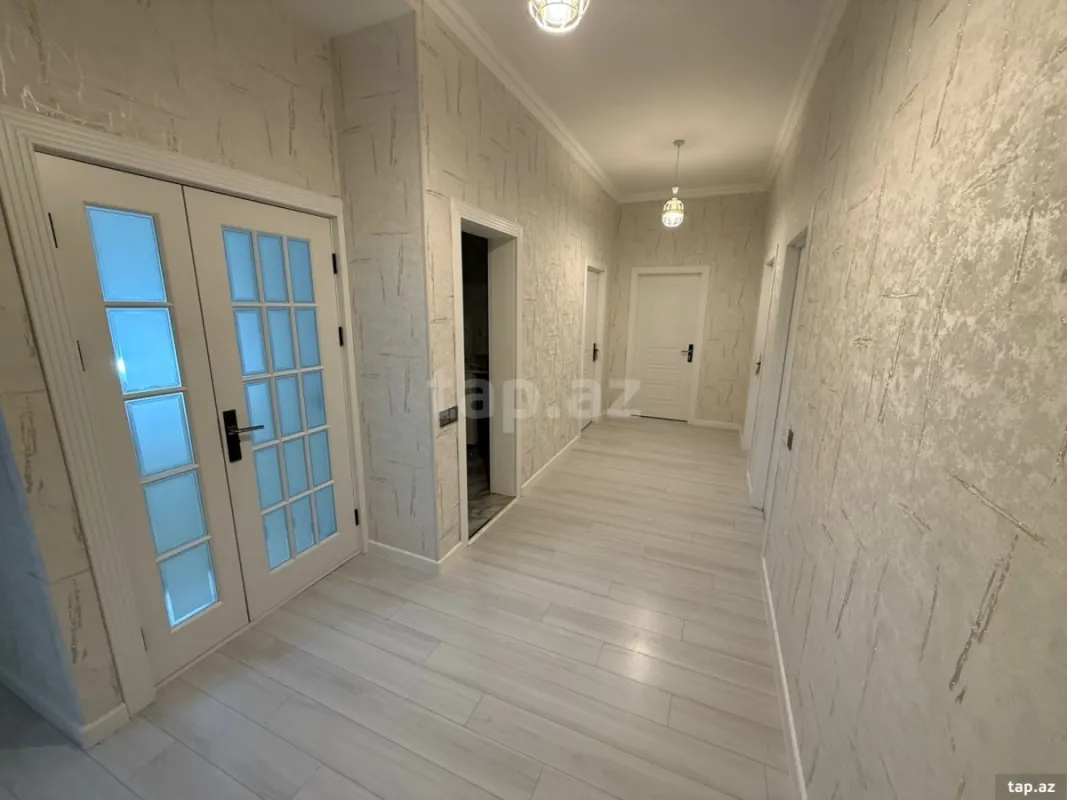 Satılır 5 otaqlı həyət evi 150 m²