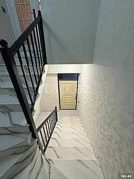 Satılır 5 otaqlı həyət evi 150 m²