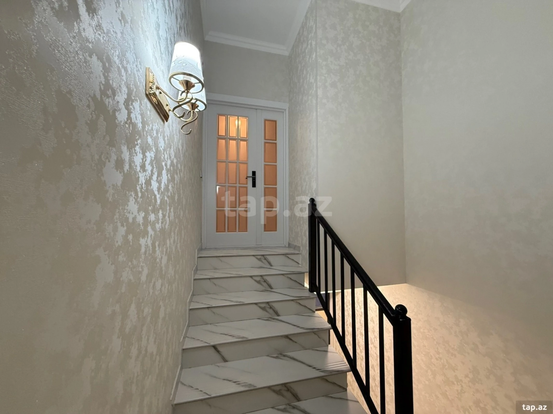 Satılır 5 otaqlı həyət evi 150 m²