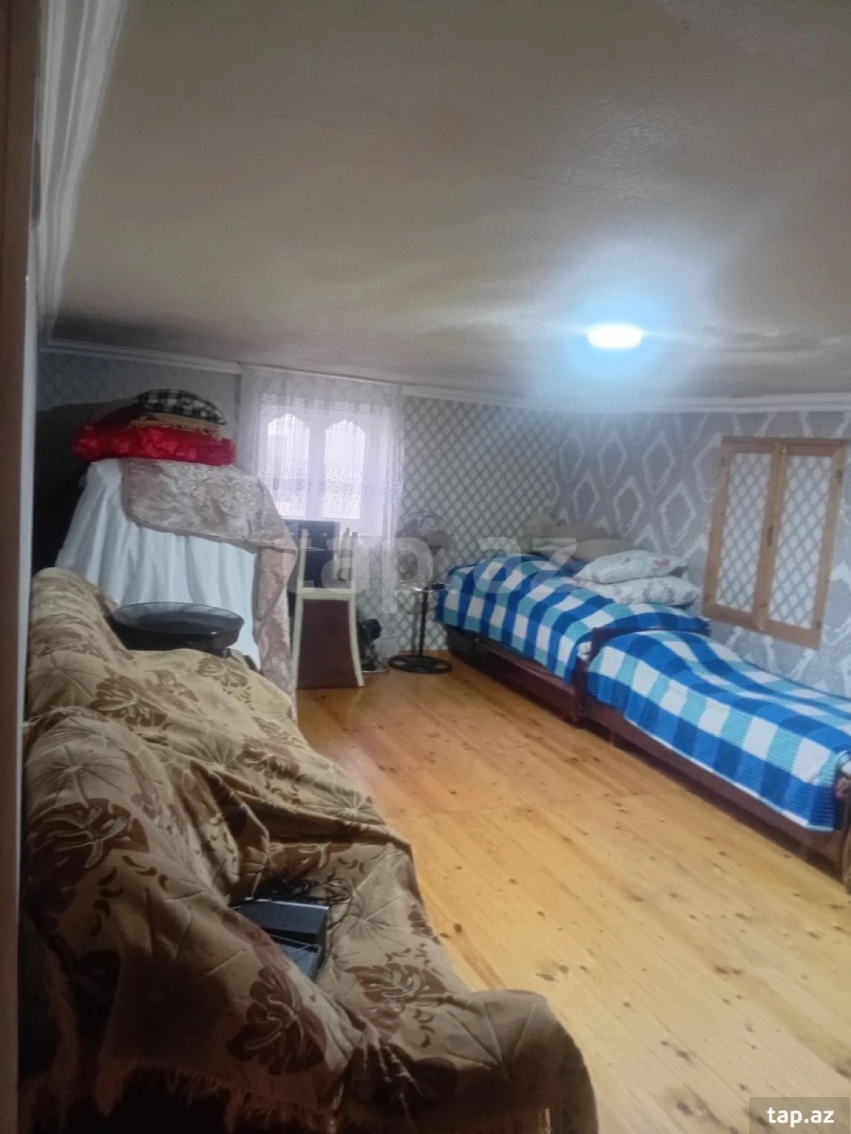 Satılır 7 otaqlı həyət evi